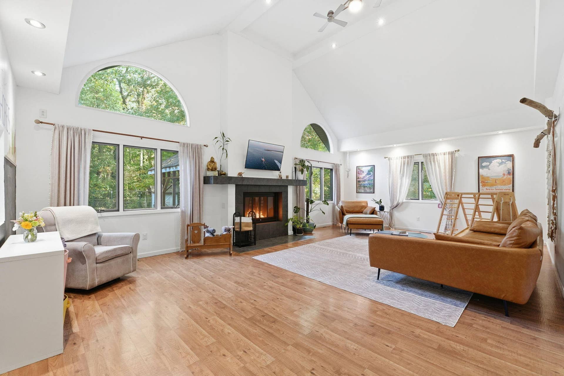 140 Oxford Avenue, Beverly Shores, IN 46301 8-web-or-mls-8-140 Oxford _