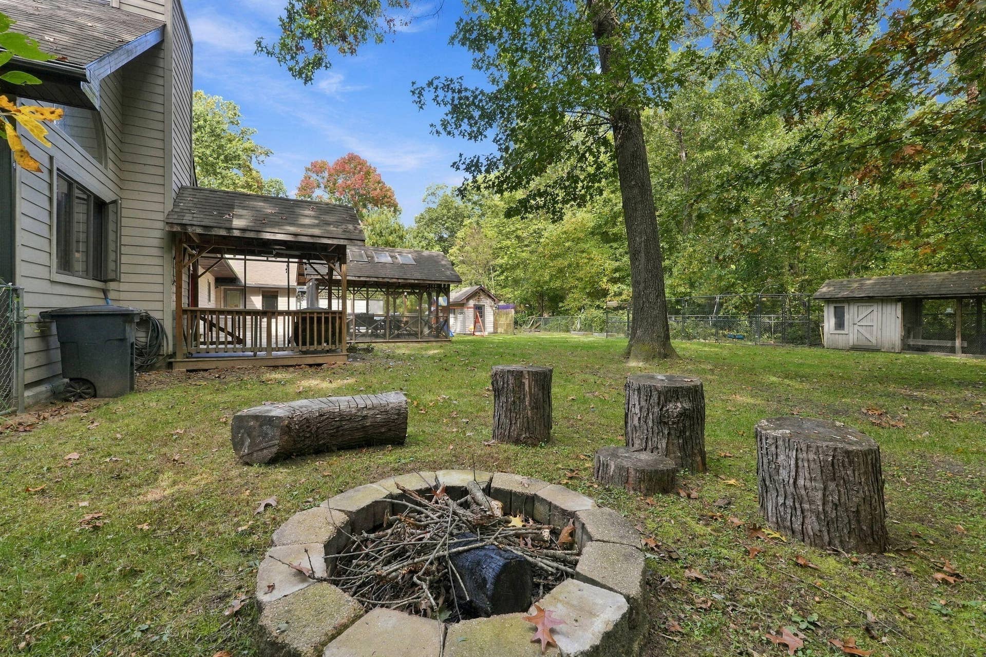 140 Oxford Avenue, Beverly Shores, IN 46301 36-web-or-mls-36-140 Oxford _
