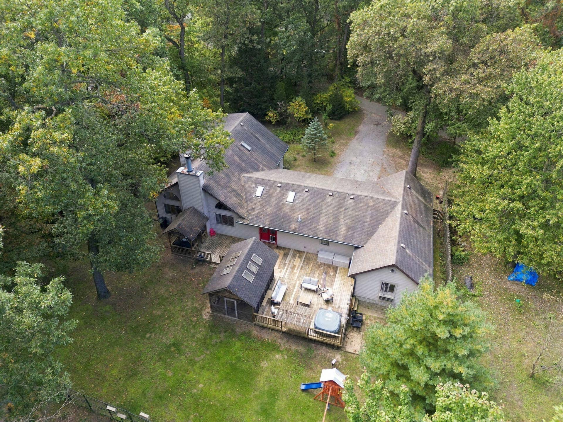 140 Oxford Avenue, Beverly Shores, IN 46301 40-web-or-mls-40-140 Oxford _
