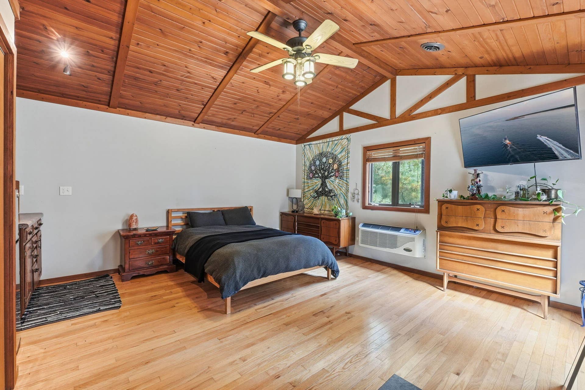 140 Oxford Avenue, Beverly Shores, IN 46301 26-web-or-mls-26-140 Oxford _