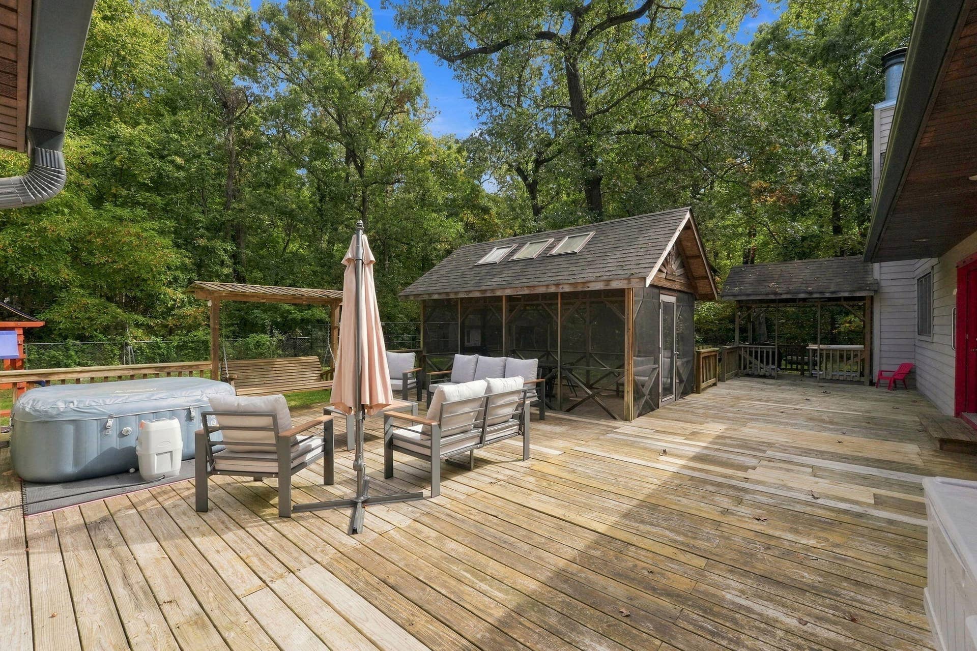 140 Oxford Avenue, Beverly Shores, IN 46301 32-web-or-mls-32-140 Oxford _