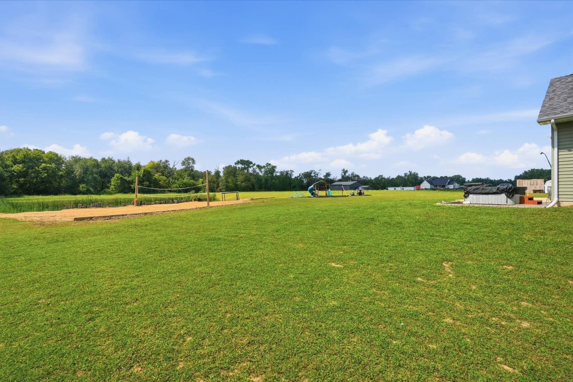 6481 Range Road, North Judson, IN 46366 dsc04554