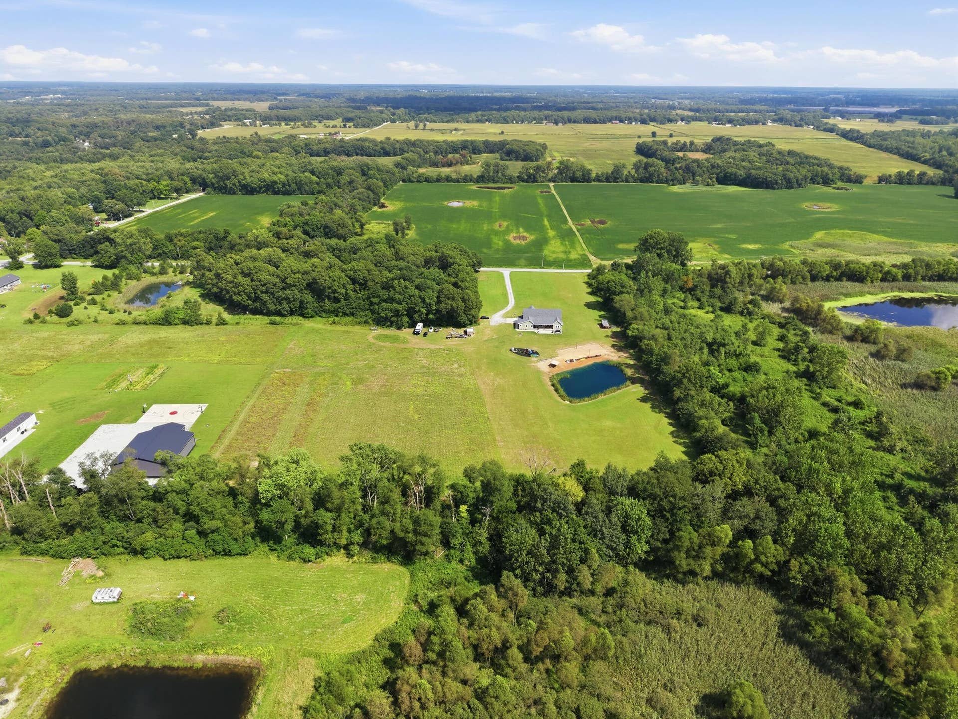 6481 Range Road, North Judson, IN 46366 dji_20260828141215_0705_d