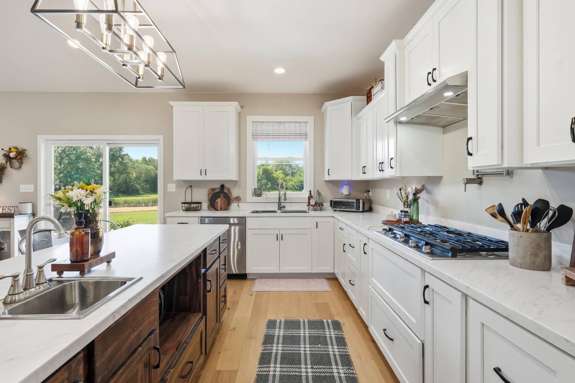 6481 Range Road, North Judson, IN 46366 dsc04446