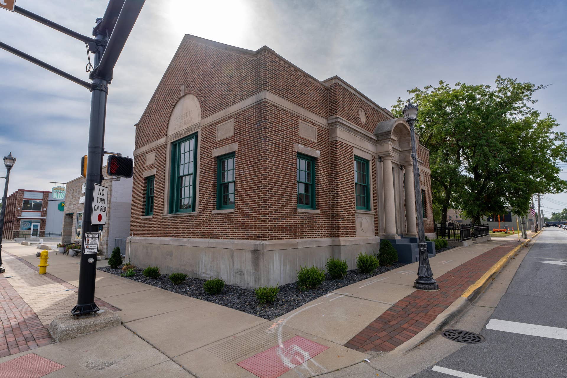 101 Main Street, Griffith, IN 46319 A7R09719