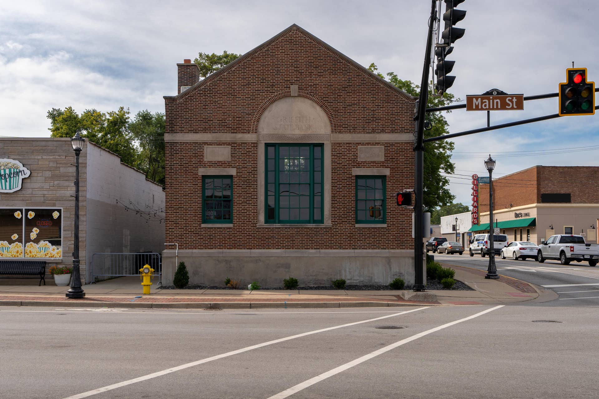 101 Main Street, Griffith, IN 46319 A7R09717