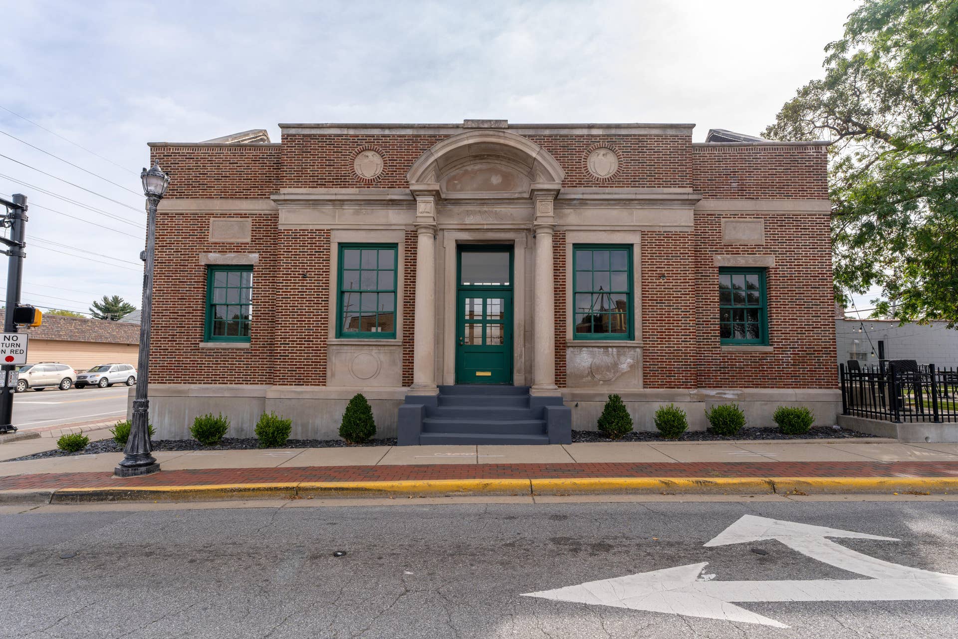 101 Main Street, Griffith, IN 46319 A7R09720
