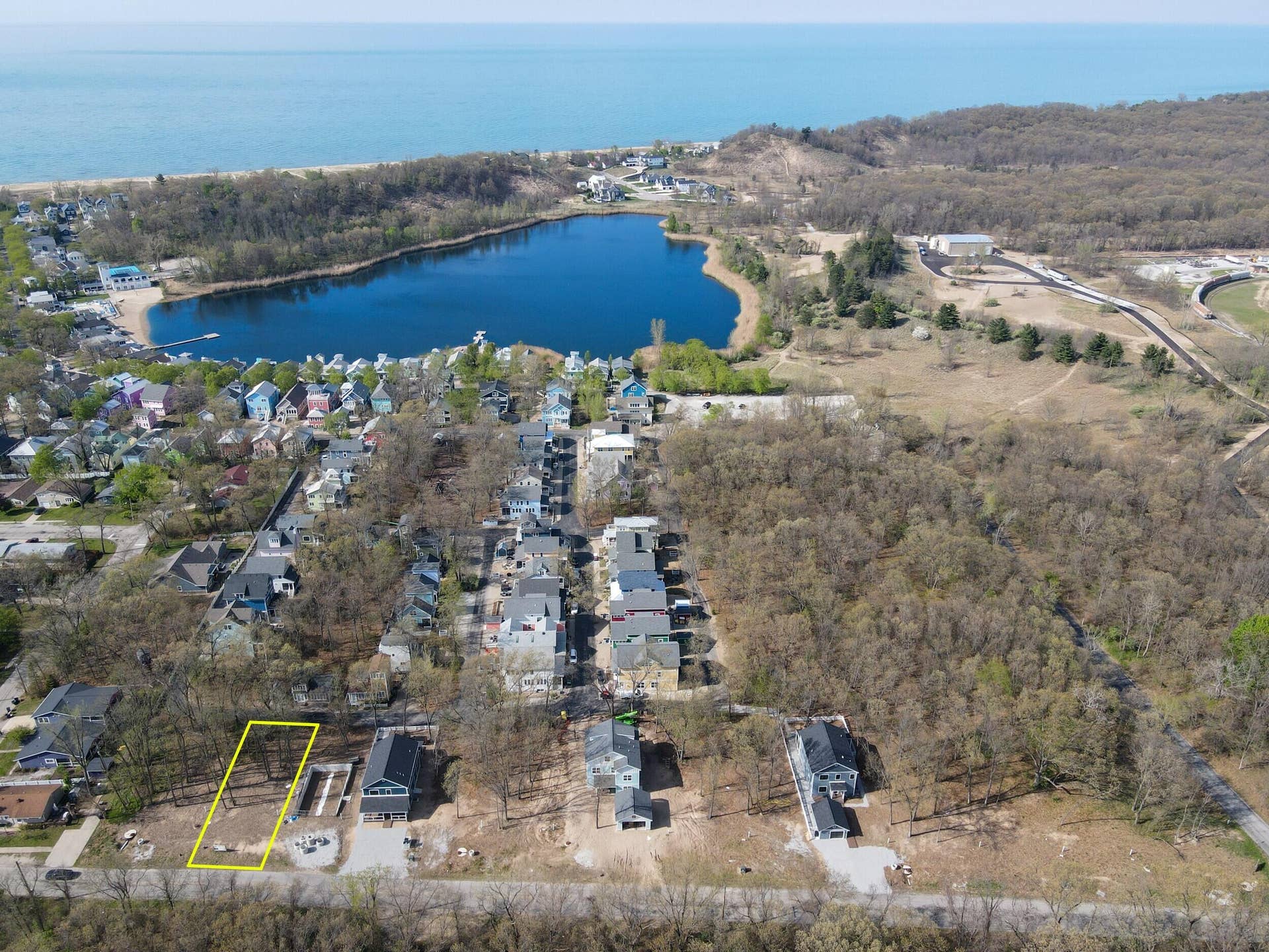 808 Washington Park Boulevard, Michigan City, IN 46360 DJI_0815_outline