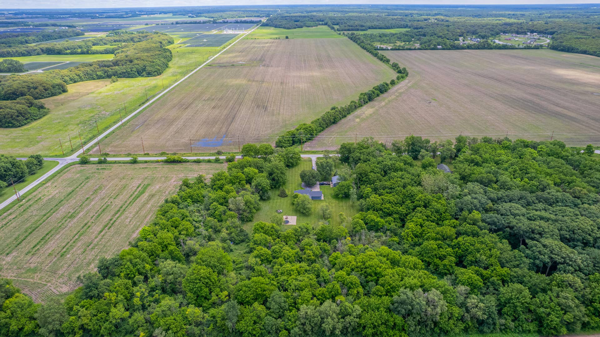 10852 E 100, Wheatfield, IN 46392 Aerial view