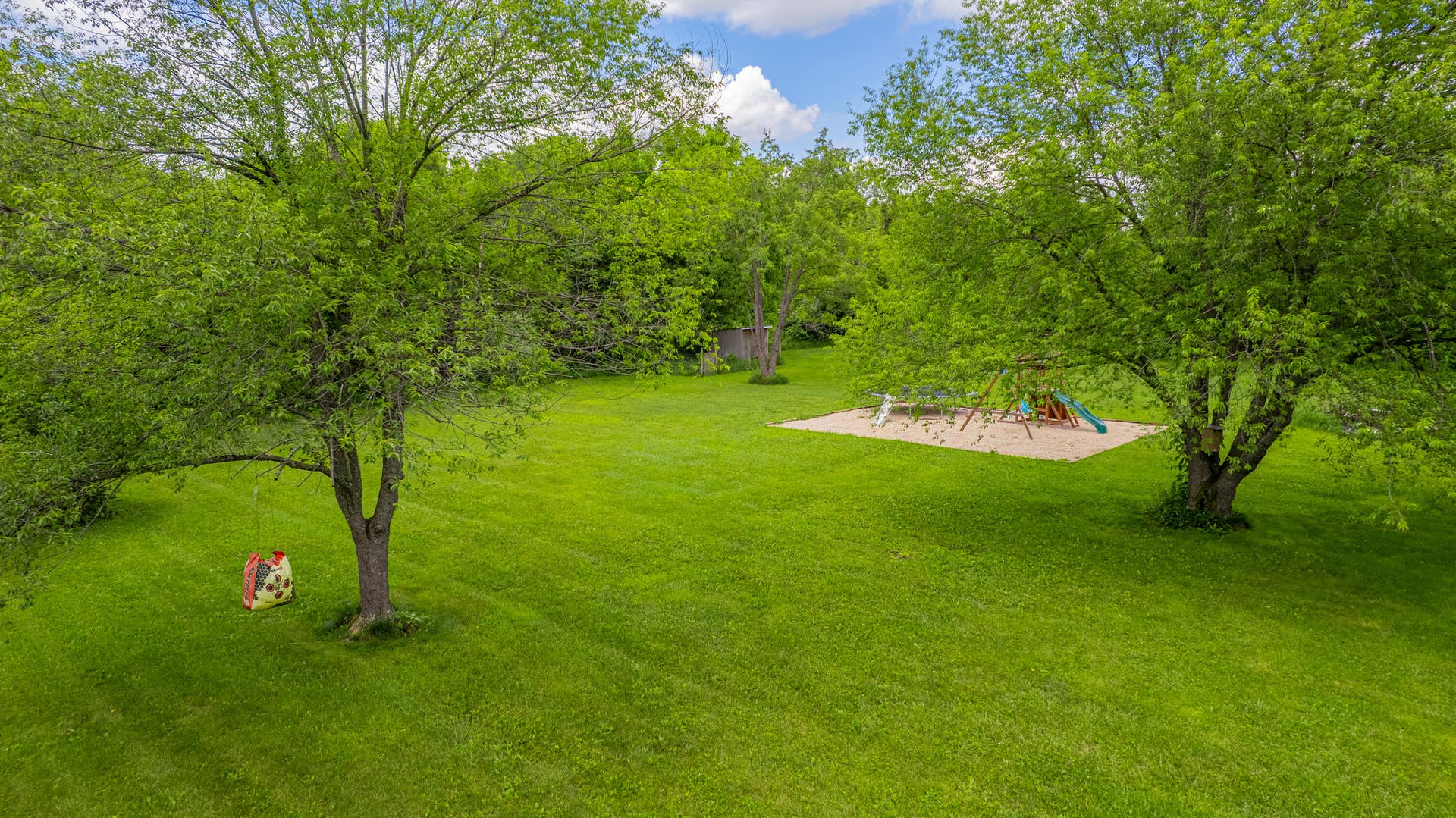 10852 E 100, Wheatfield, IN 46392 Backyard