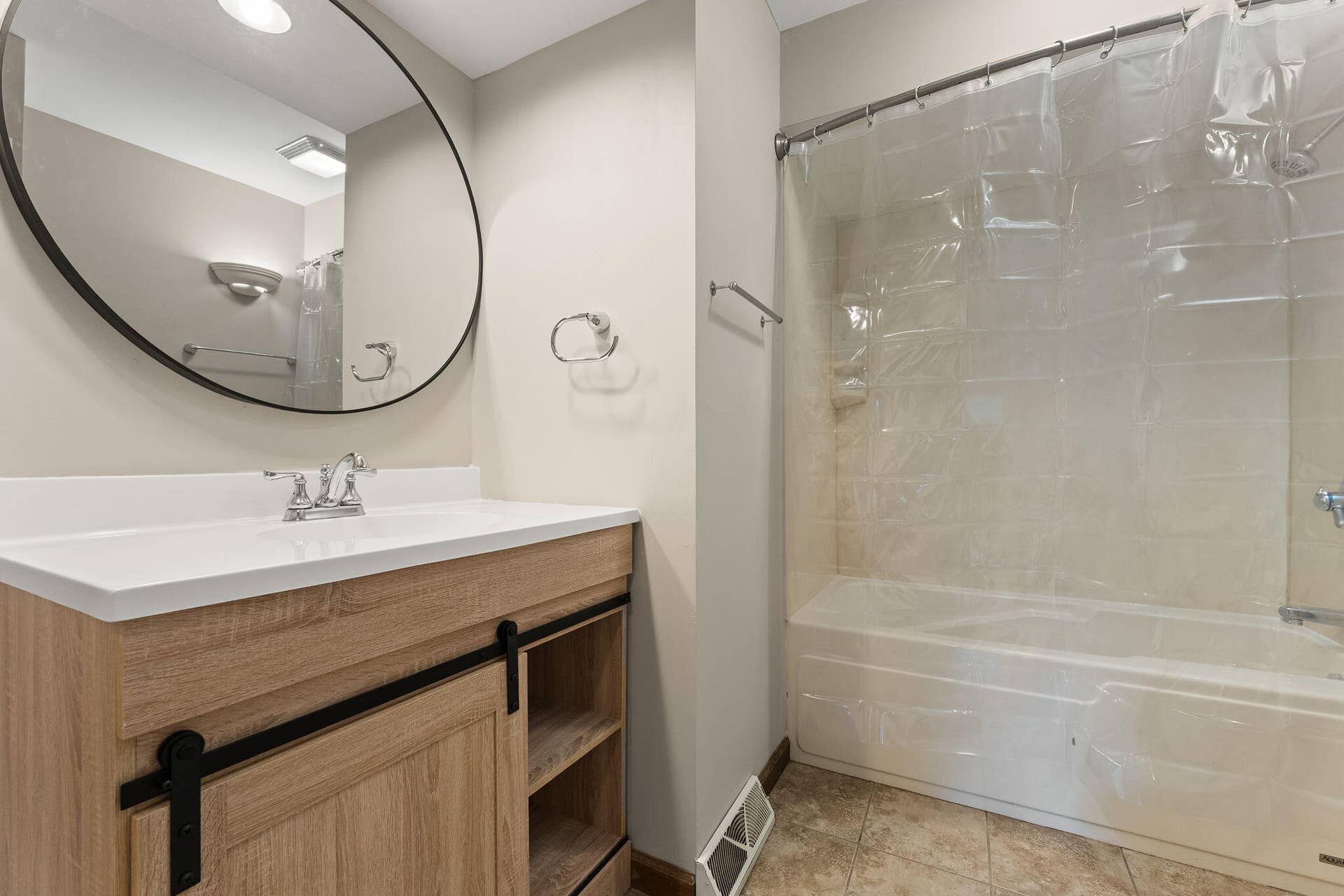 6679 Pennsylvania Street, Merrillville, IN 46410 10-web-or-mls-DSC07201