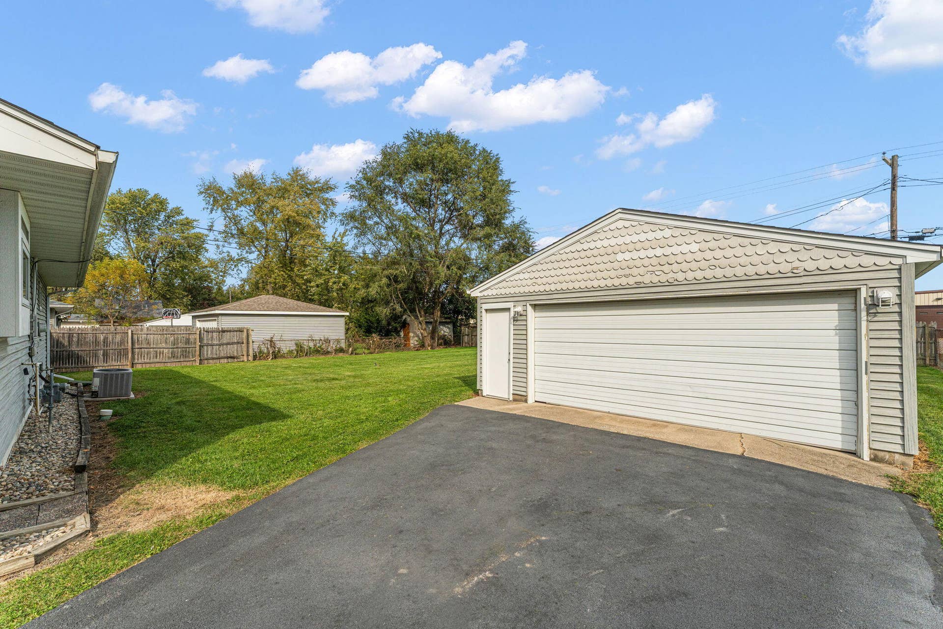 6679 Pennsylvania Street, Merrillville, IN 46410 13-web-or-mls-DSC07239