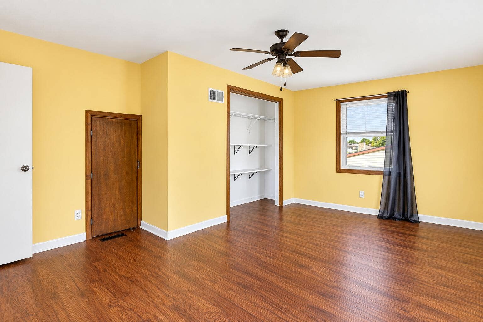 901 Mccord Road, Valparaiso, IN 46383 Upper Bedroom View 1