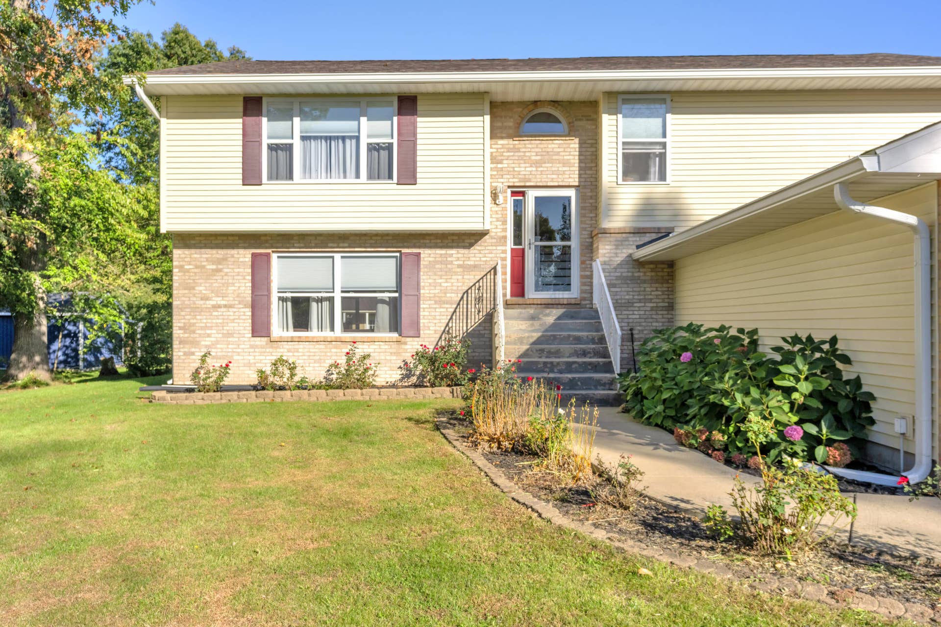 2585 Blake Road, Portage, IN 46368 RS607208