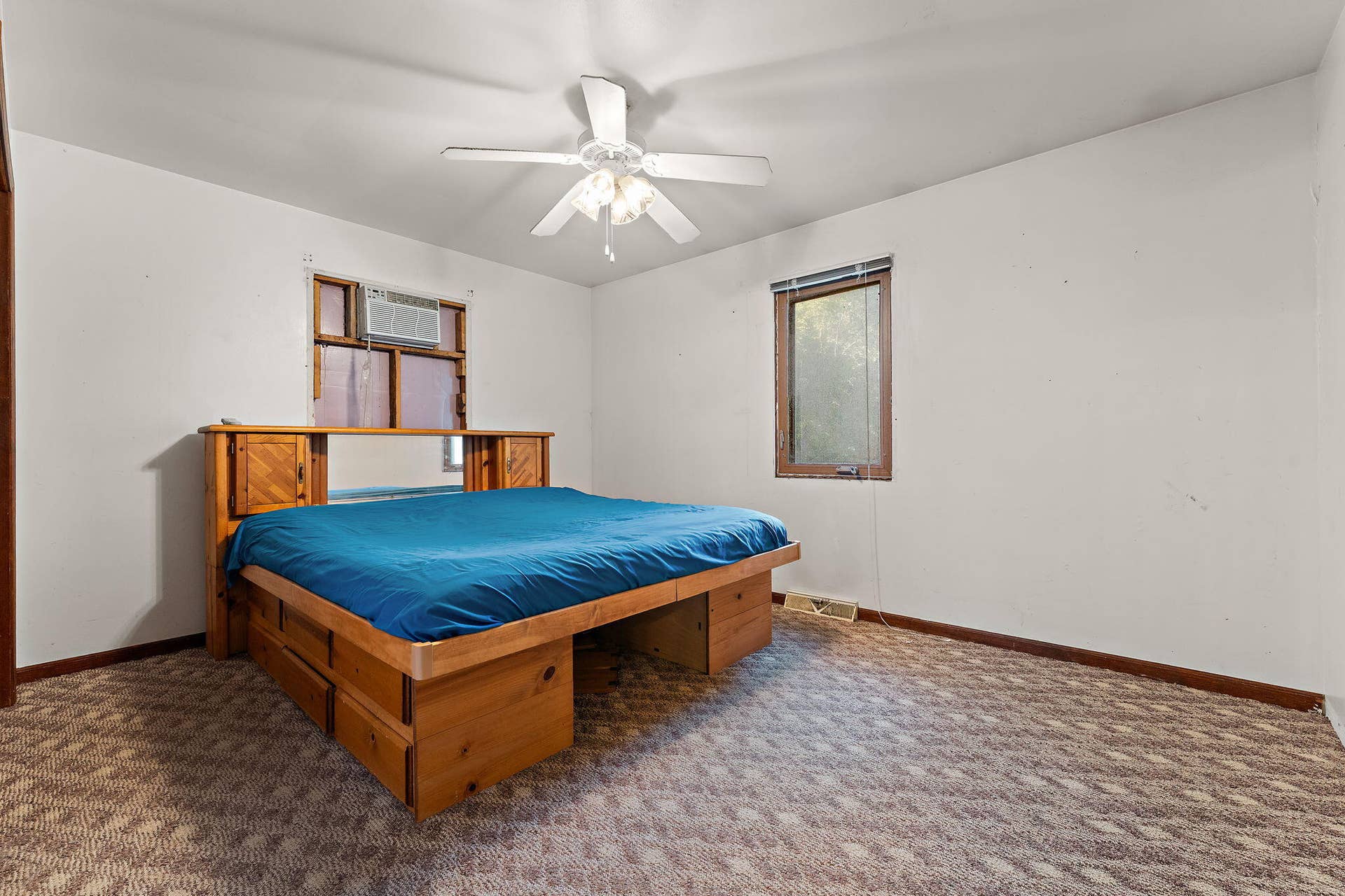 938 E 400, Chesterton, IN 46304 24-web-or-mls-DSC06301