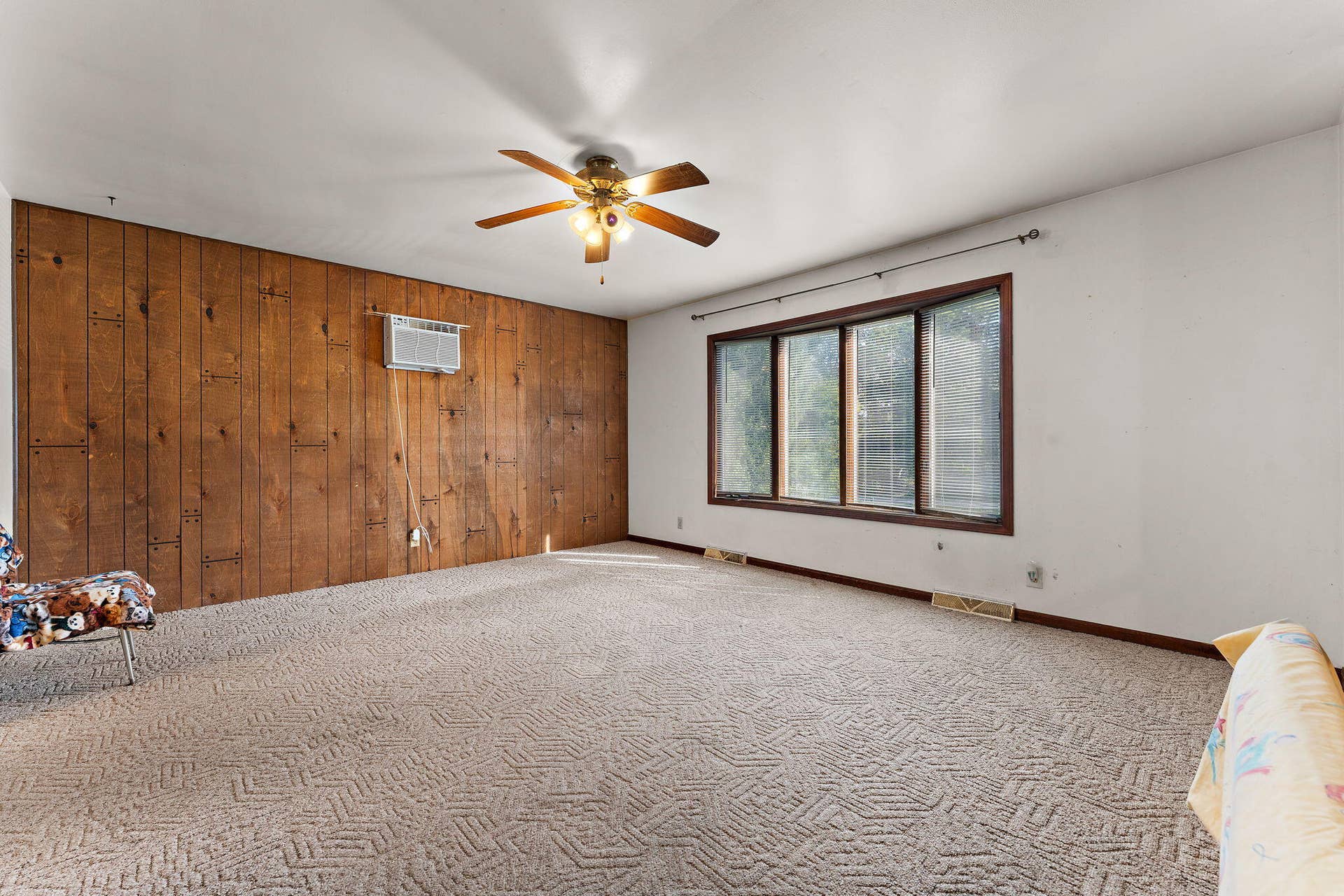 938 E 400, Chesterton, IN 46304 13-web-or-mls-DSC06247