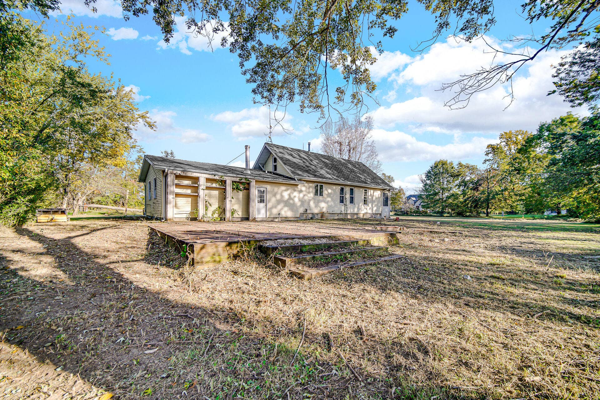 231 N 1200, Chesterton, IN 46304 DSC04989