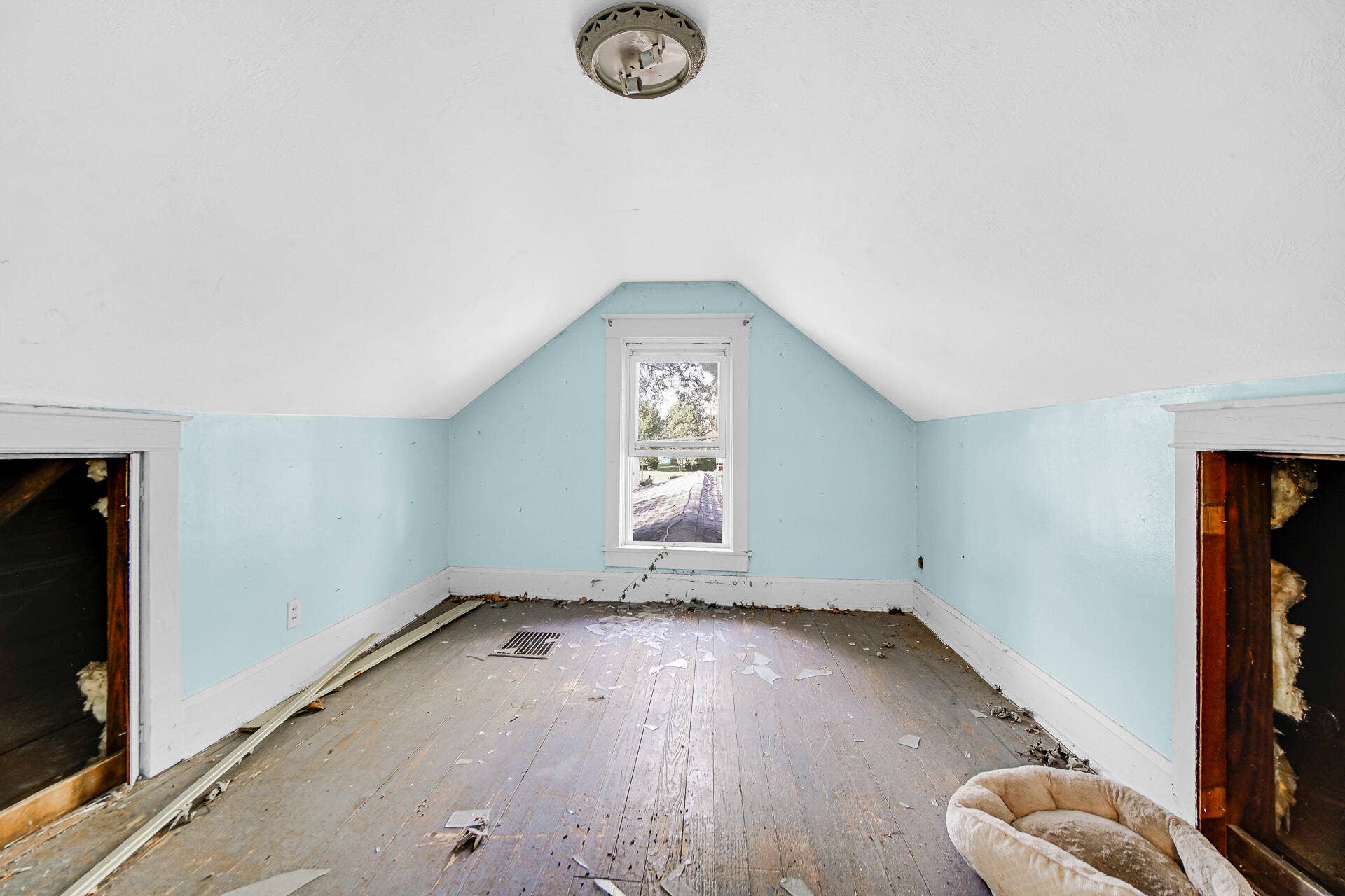 231 N 1200, Chesterton, IN 46304 DSC04864