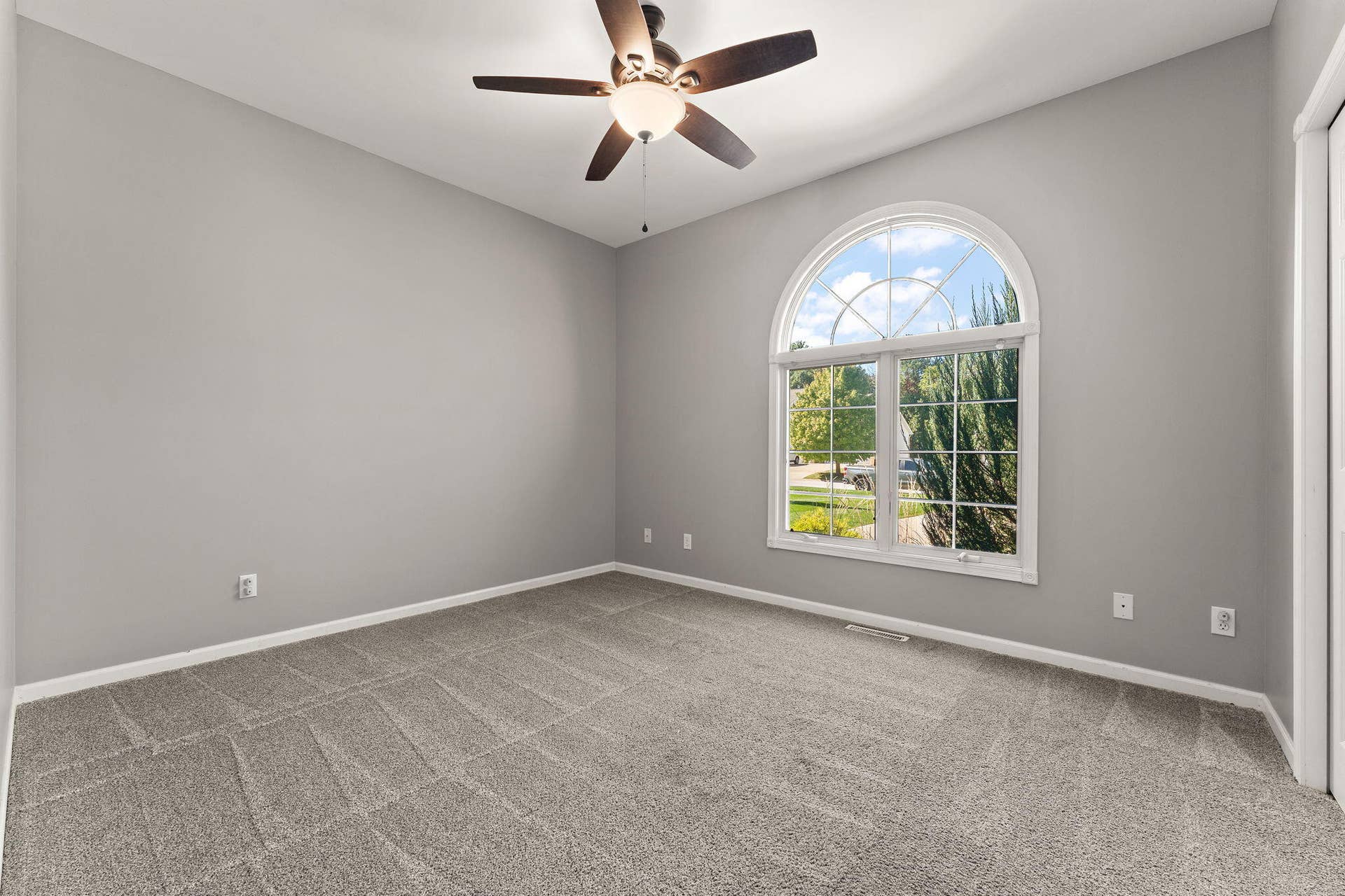 2863 Arran Quay Terrace, Valparaiso, IN 46385 14-web-or-mls-DSC06381