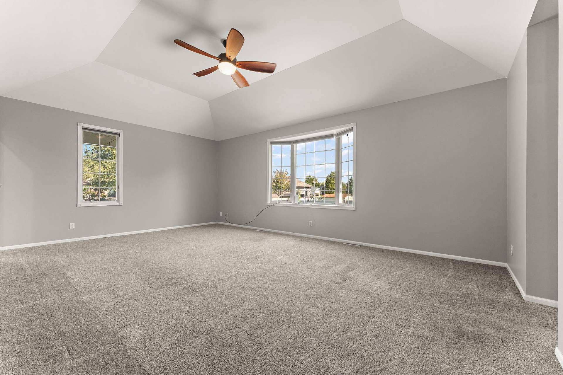 2863 Arran Quay Terrace, Valparaiso, IN 46385 4-web-or-mls-DSC06426
