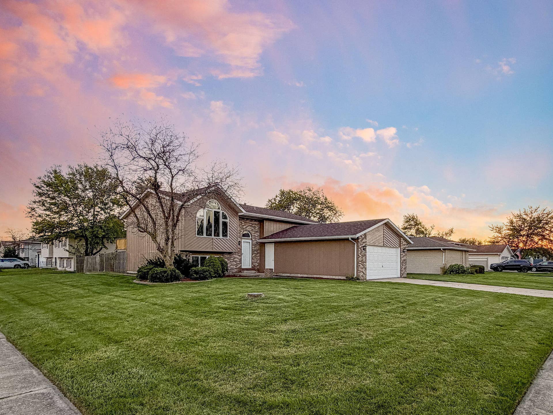 62-web-or-mls-1401-w-97th-pl