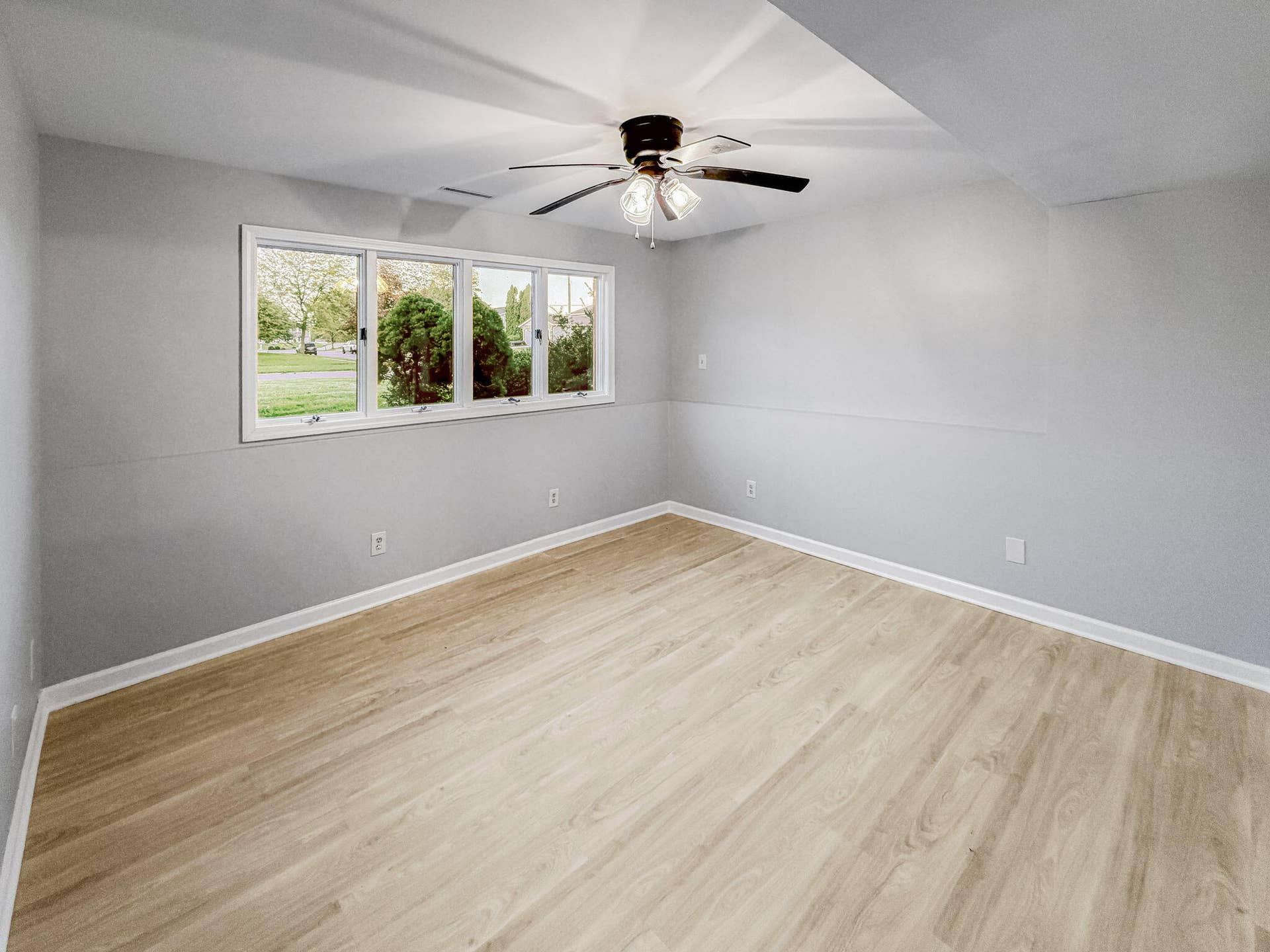 57-web-or-mls-1401-w-97th-pl