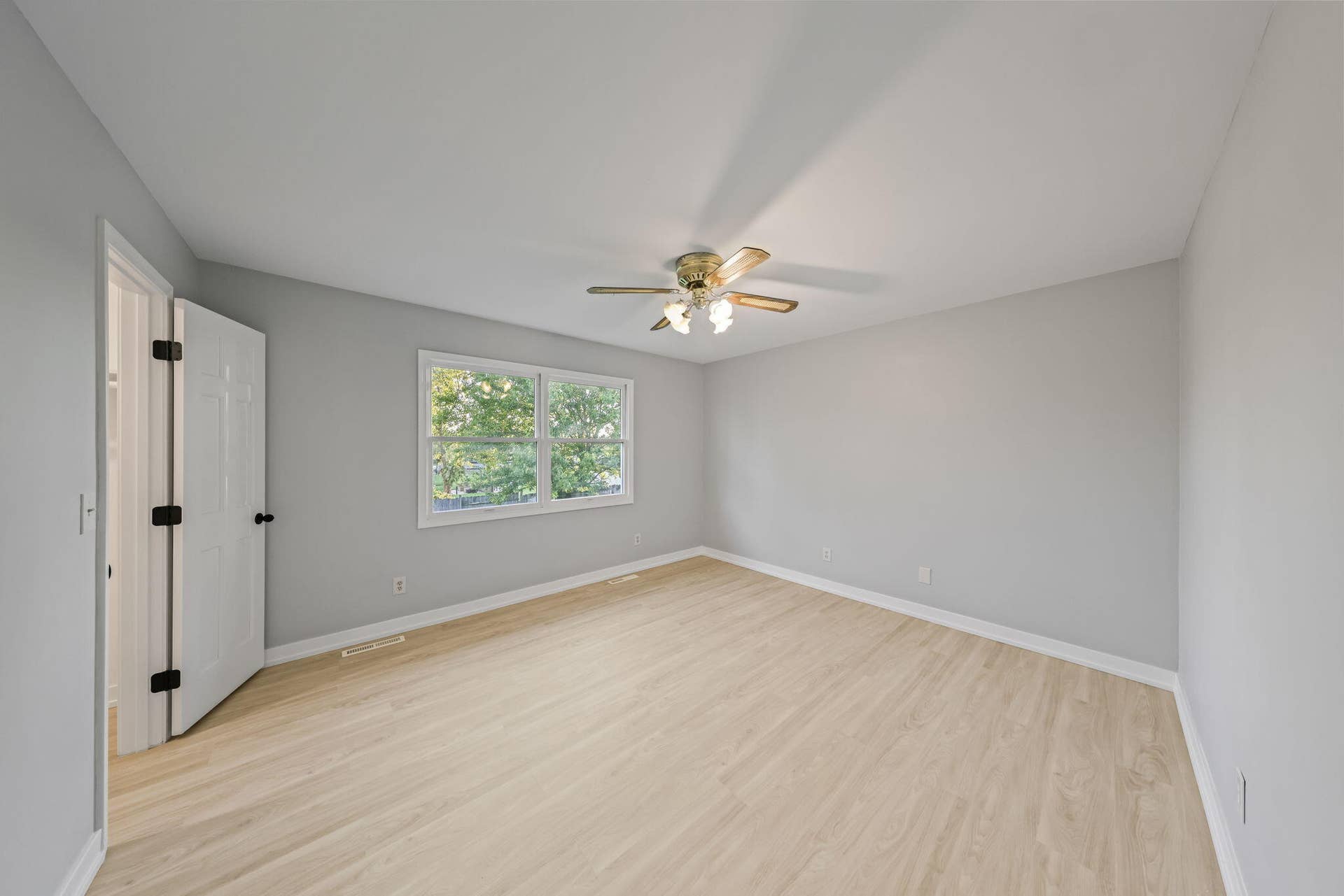 14-web-or-mls-1401-w-97th-pl