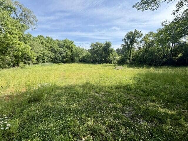 205 1/2 Nickle Plate Avenue, Valparaiso, IN 46383 255efe48-5380-44c8-86de-6b56bcbe47cb
