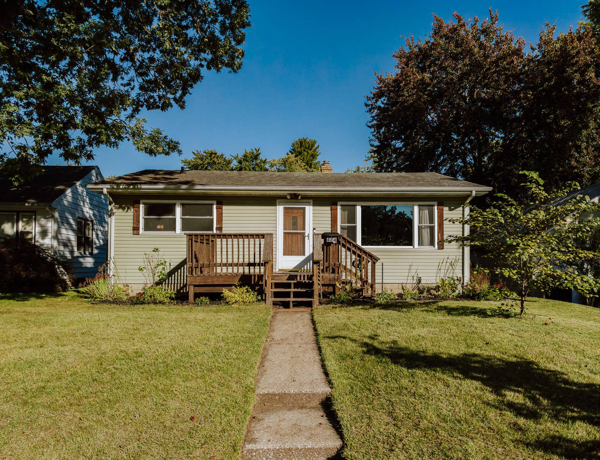 424 Dickson Street, Michigan City, IN 46360 Front View