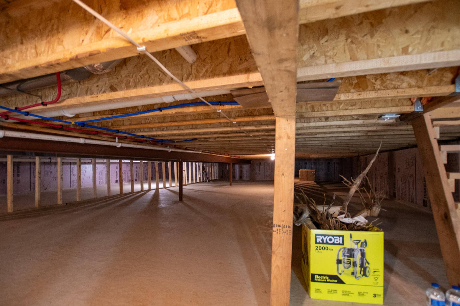6400 Grand Boulevard, Hobart, IN 46342 Crawlspace