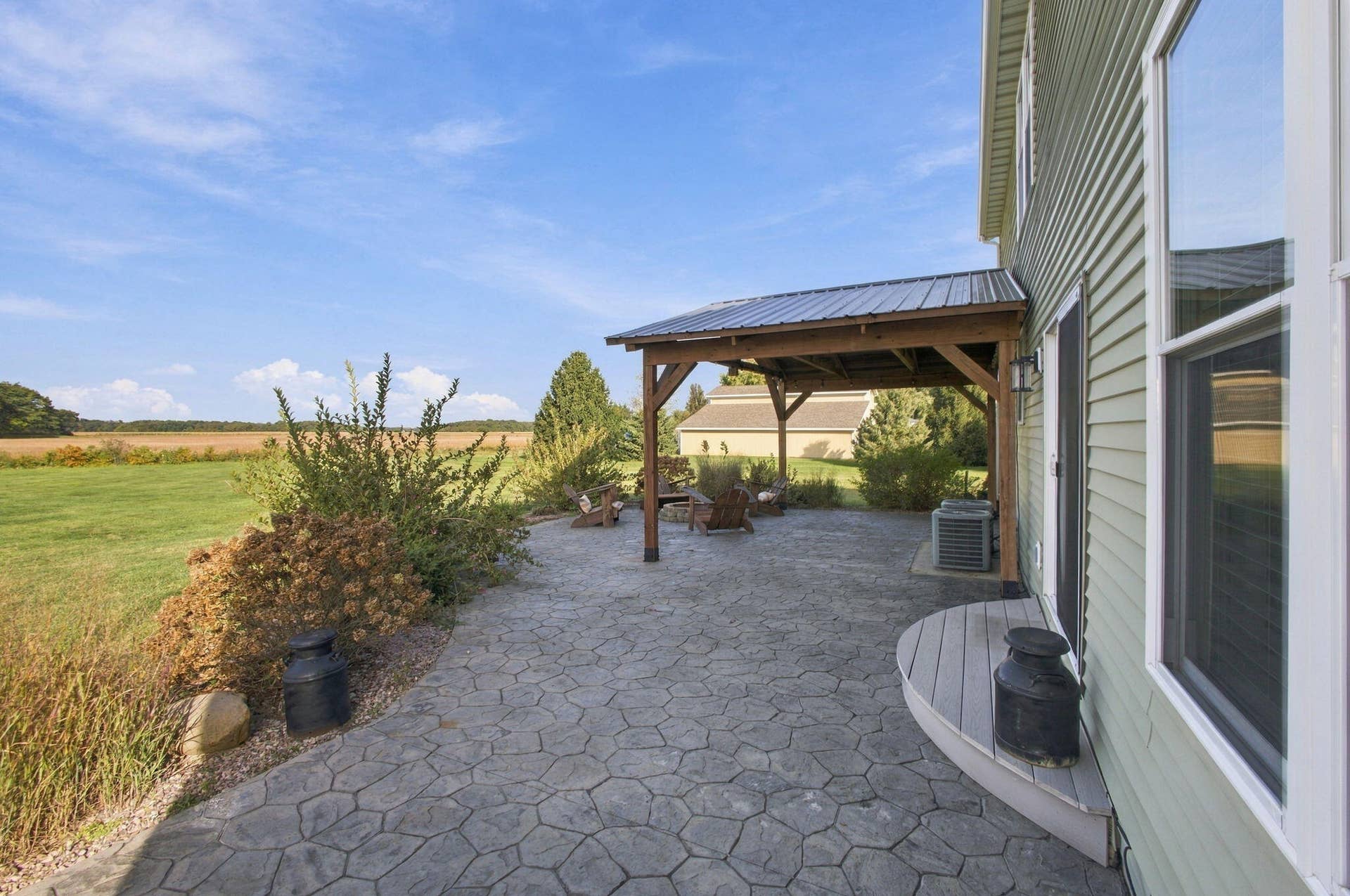 11126 W 1000, DeMotte, IN 46310 90-web-or-mls-IMG_4154
