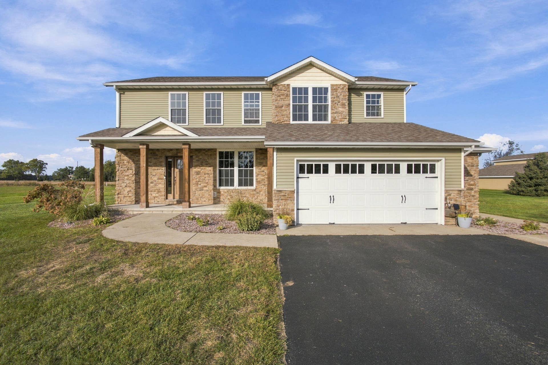11126 W 1000, DeMotte, IN 46310 34-web-or-mls-IMG_3986