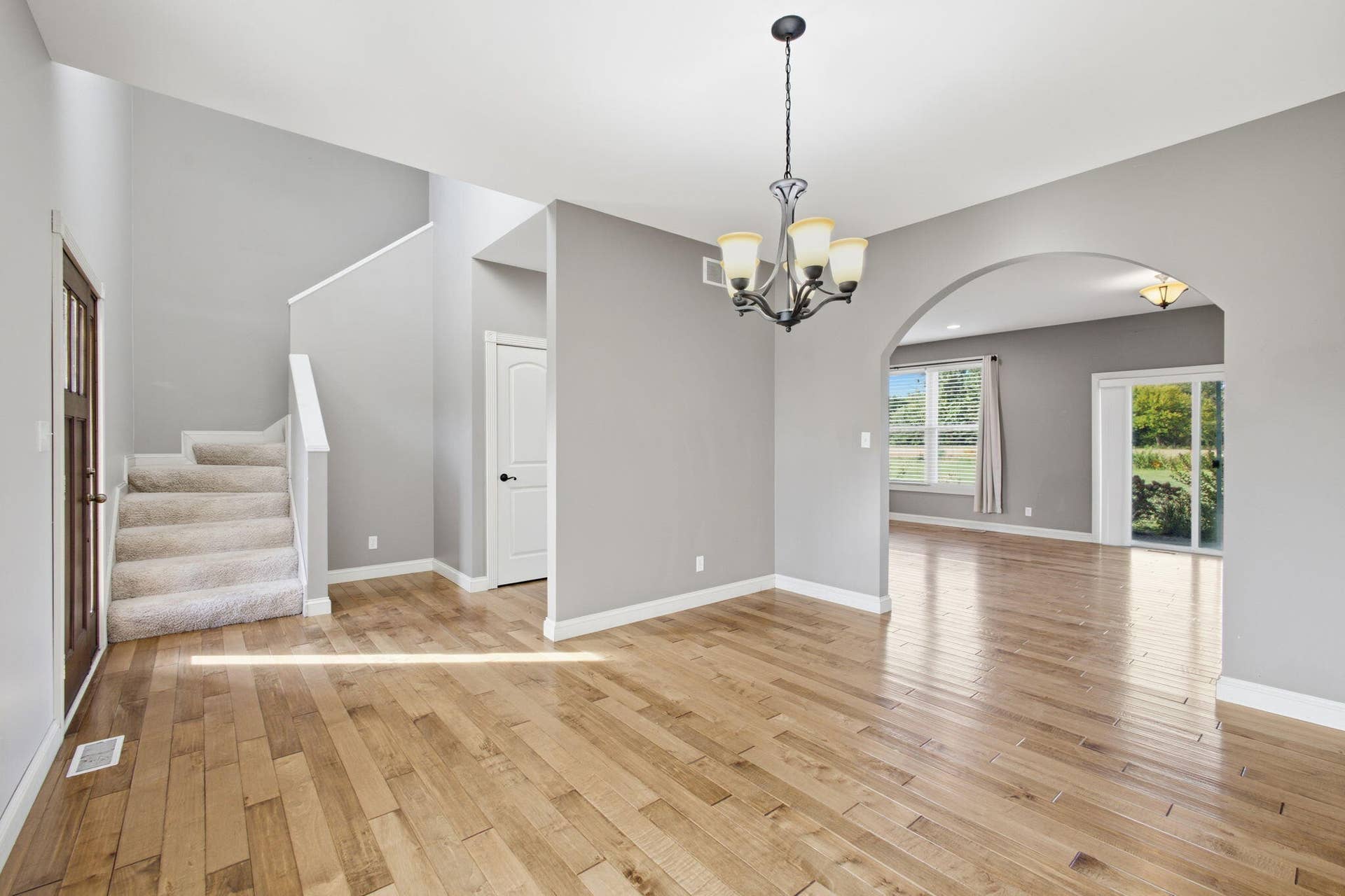 11126 W 1000, DeMotte, IN 46310 81-web-or-mls-IMG_4127