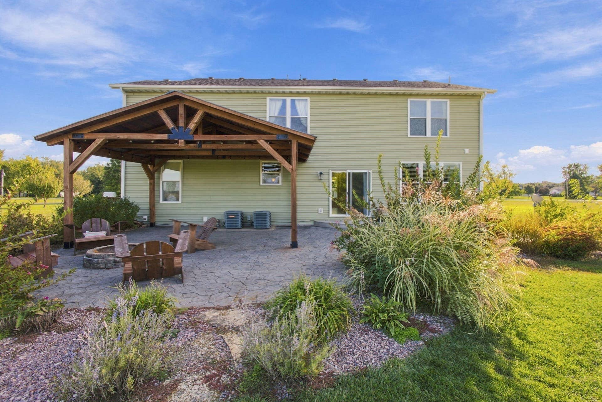 11126 W 1000, DeMotte, IN 46310 87-web-or-mls-IMG_4145