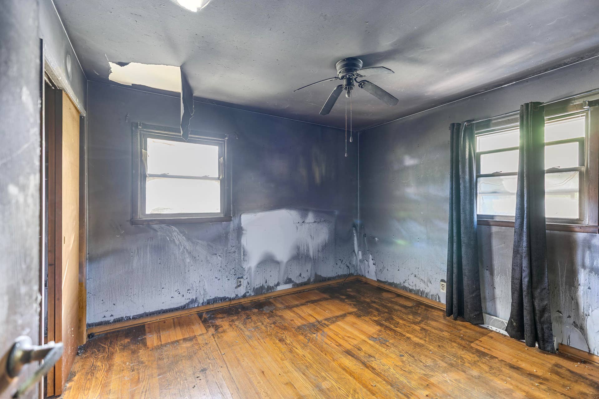 4931 Hillcrest Street, Michigan City, IN 46360 Bedroom
