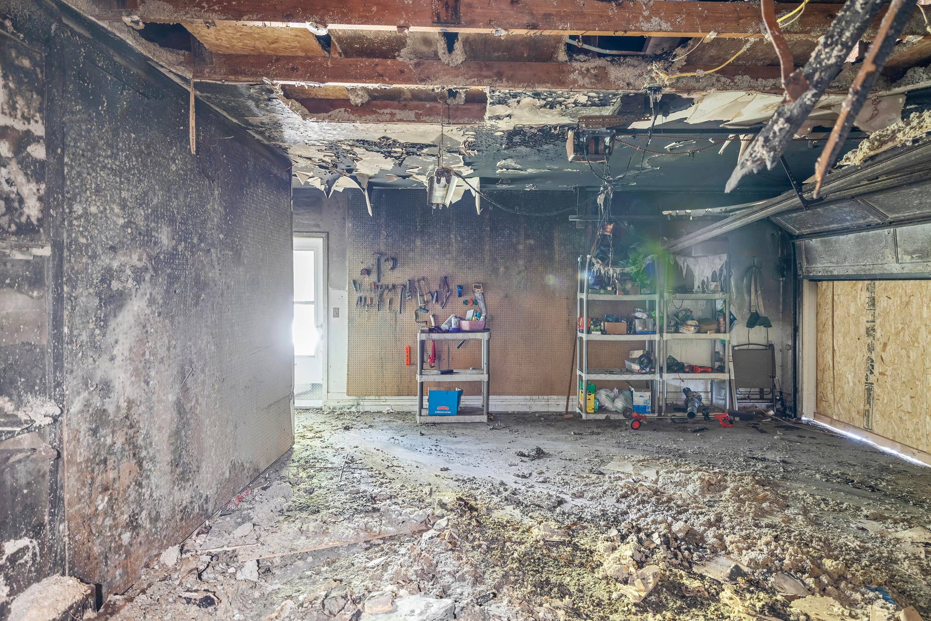4931 Hillcrest Street, Michigan City, IN 46360 Garage