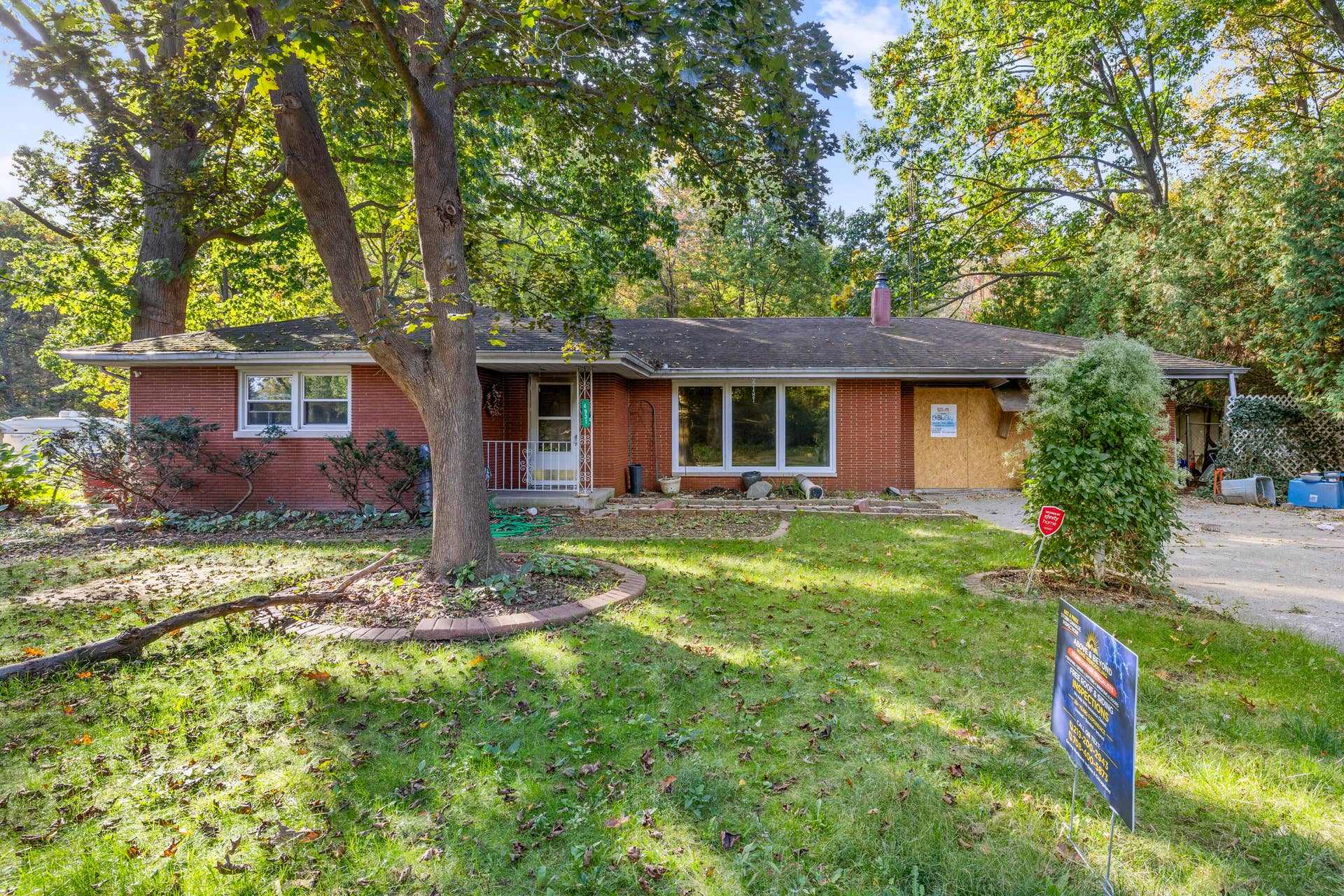 4931 Hillcrest Street, Michigan City, IN 46360 Front of the house