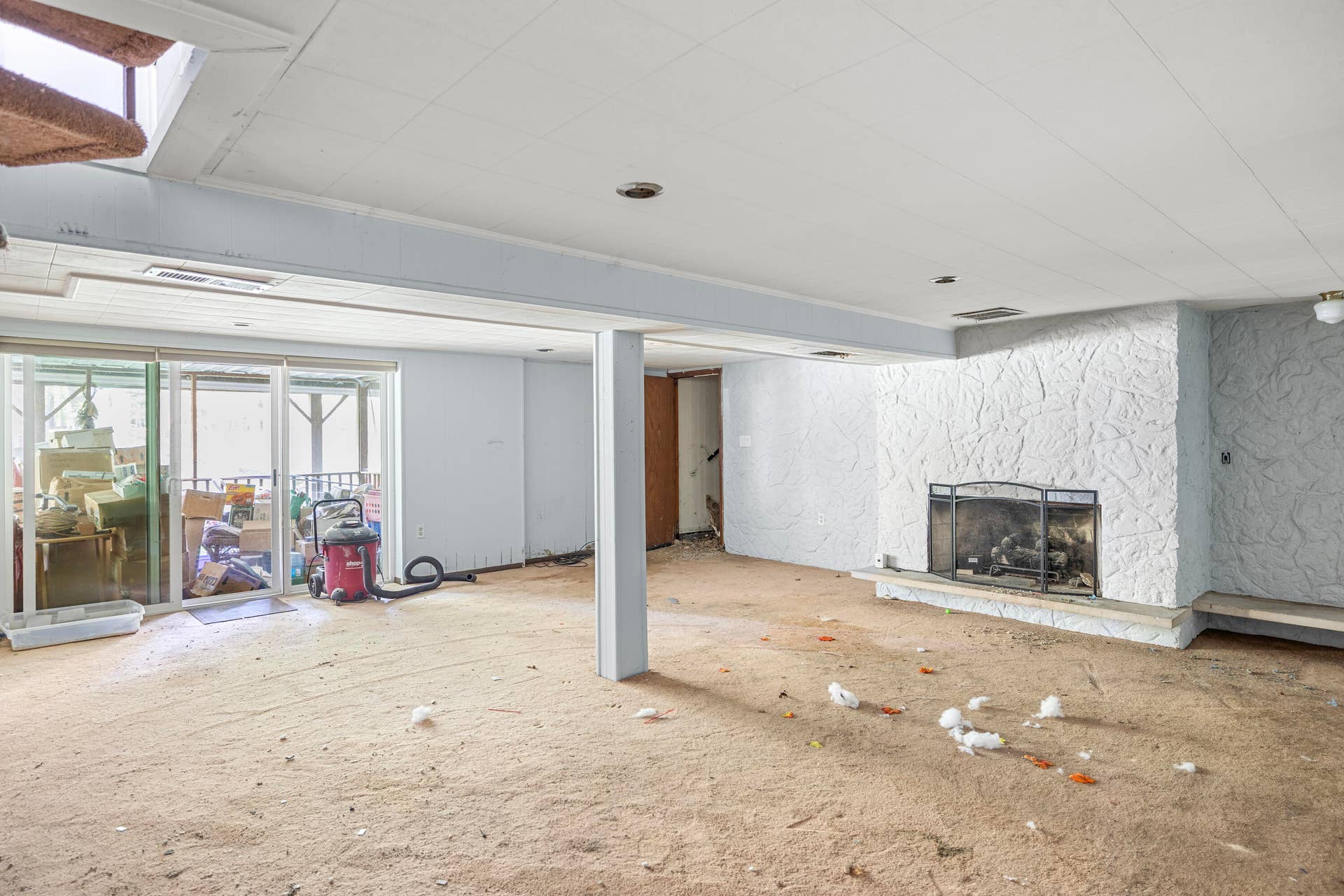 4931 Hillcrest Street, Michigan City, IN 46360 Basement living