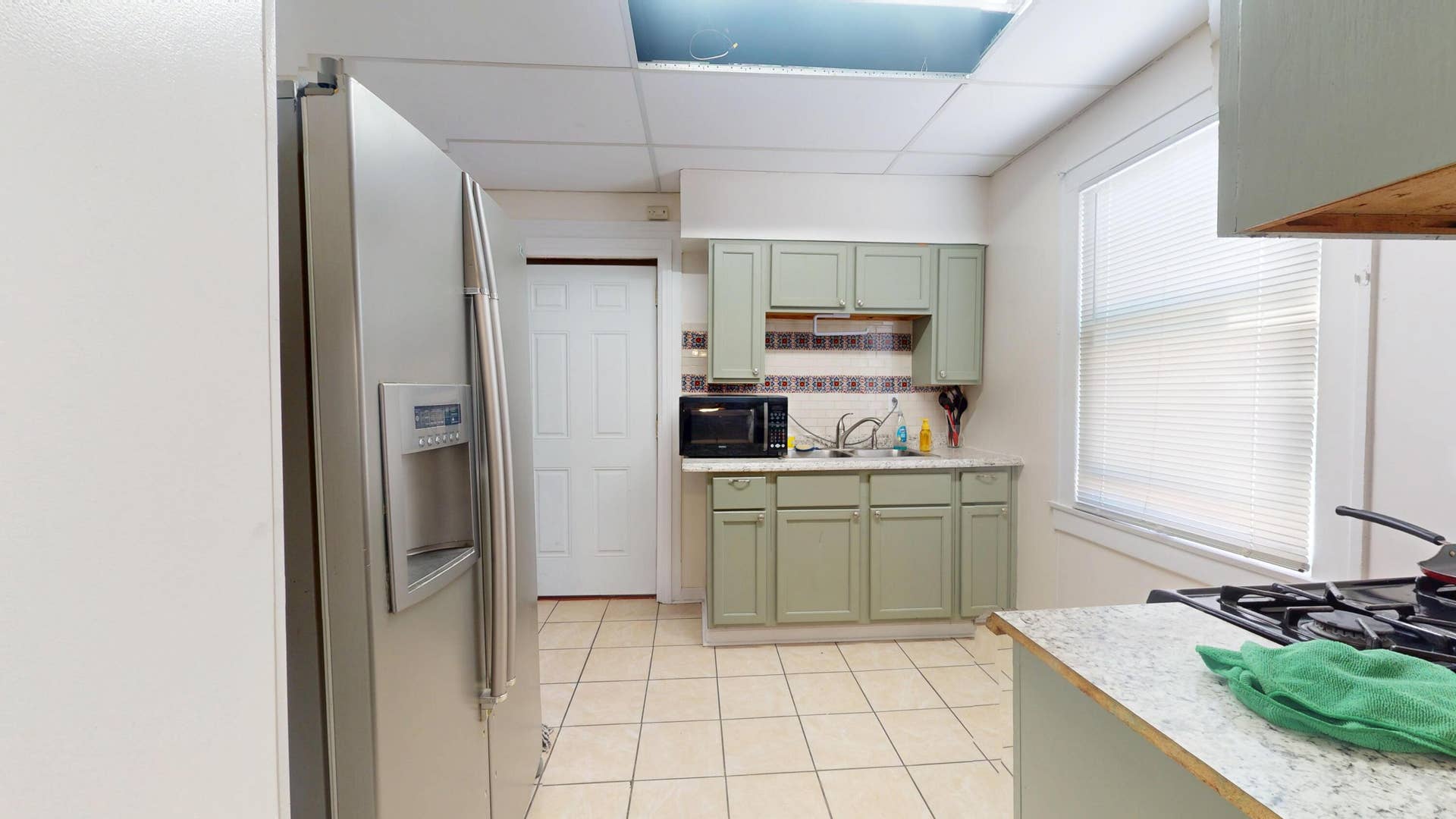 1015 148th Street, East Chicago, IN 46312 1015-W-148th-St-10052026_121002