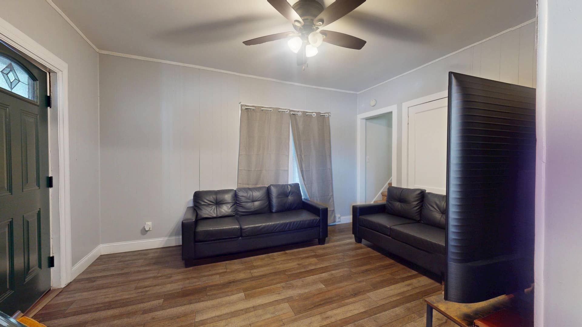 1015 148th Street, East Chicago, IN 46312 1015-W-148th-St-10052026_120758
