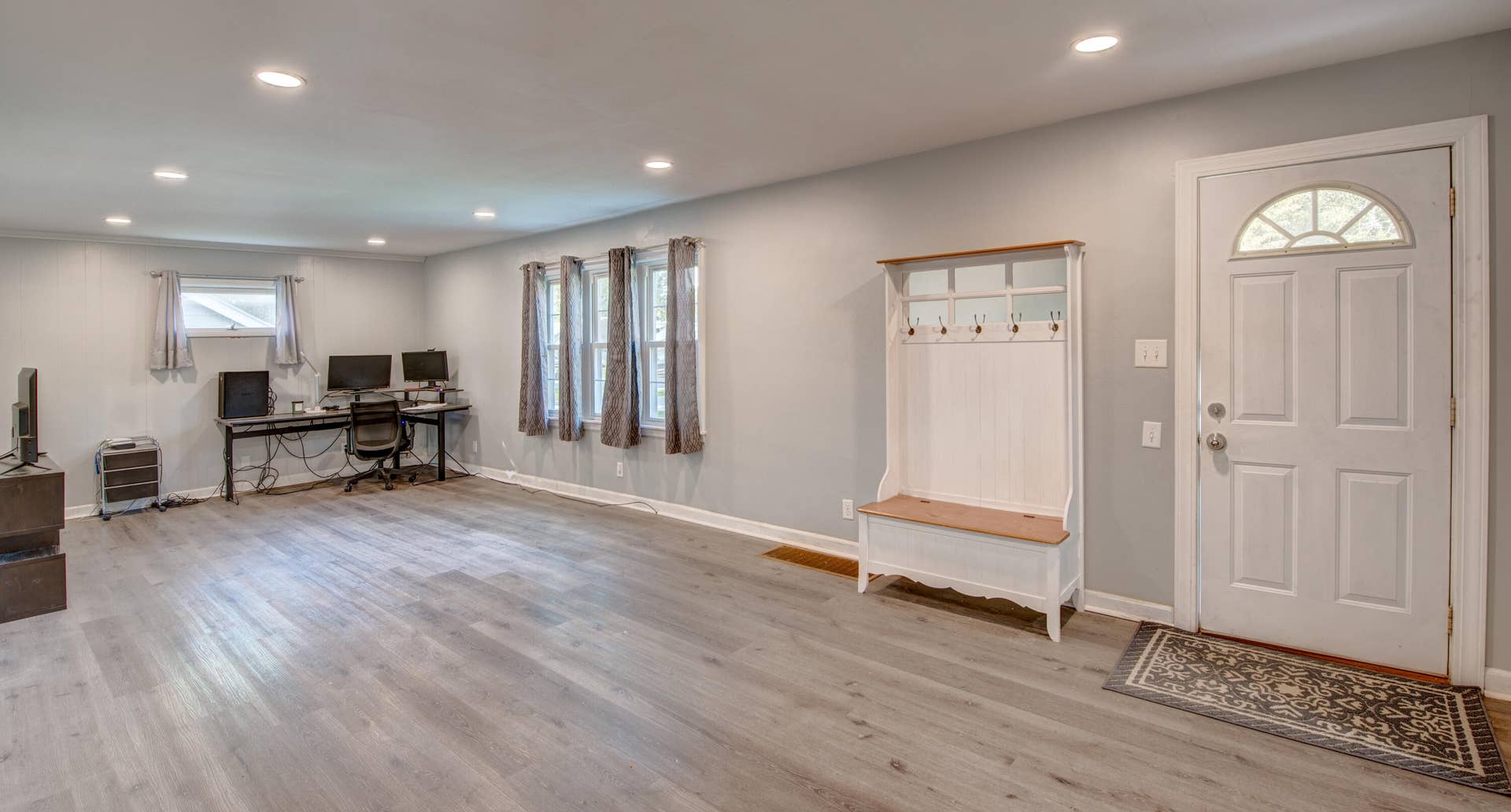 1012 Elmhurst Street, Valparaiso, IN 46385 Elmhurst-12