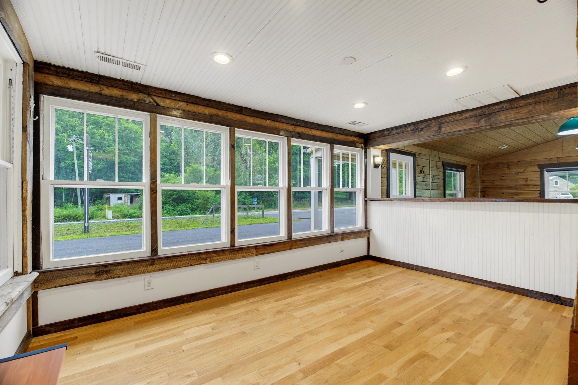 2175 HANKEY MOUNTAIN HWY, Churchville, VA 24421 2175 HANKEY MOUNTAIN HWY, Churchville, VA 24421