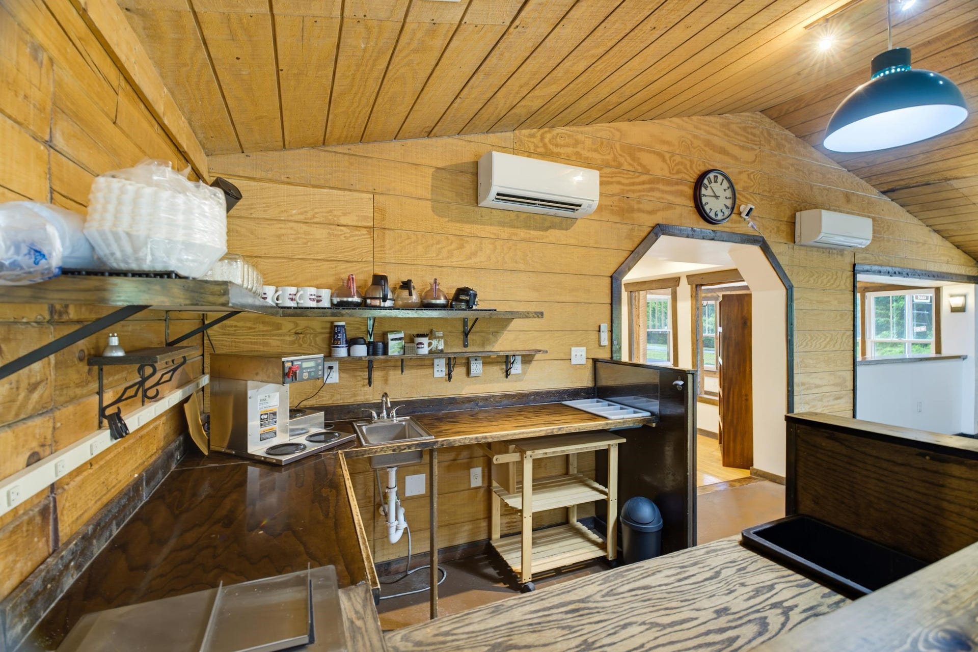2175 HANKEY MOUNTAIN HWY, Churchville, VA 24421 2175 HANKEY MOUNTAIN HWY, Churchville, VA 24421