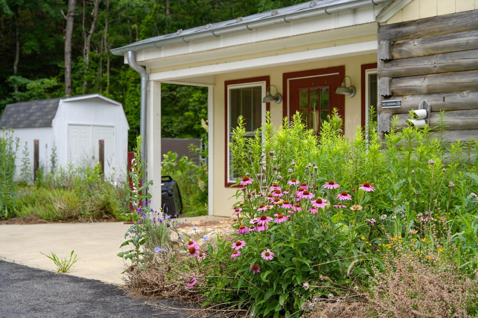 2175 HANKEY MOUNTAIN HWY, Churchville, VA 24421 2175 HANKEY MOUNTAIN HWY, Churchville, VA 24421