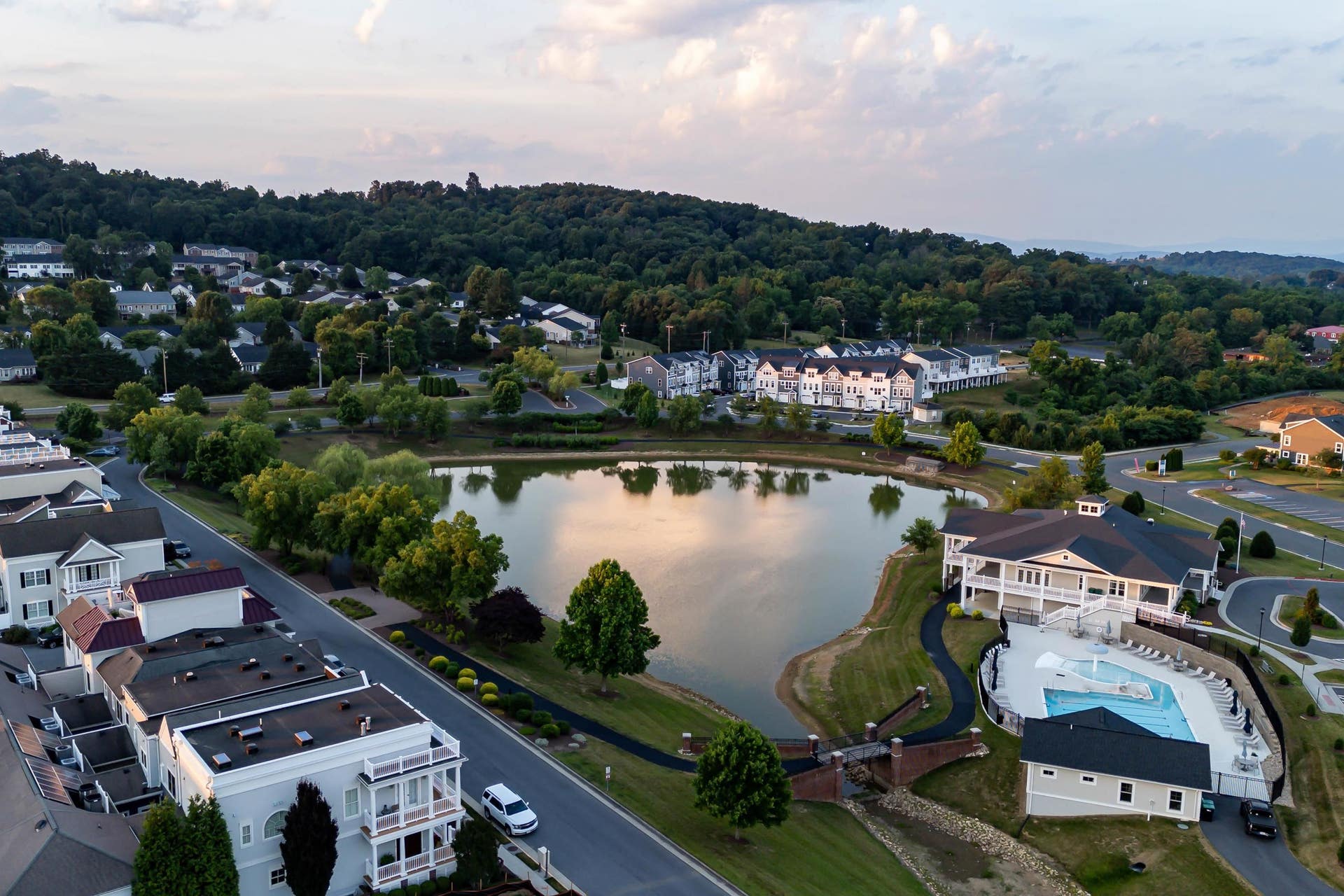 3432 CHARLESTON BLVD, Rockingham, VA 22801 3432 CHARLESTON BLVD, Rockingham, VA 22801