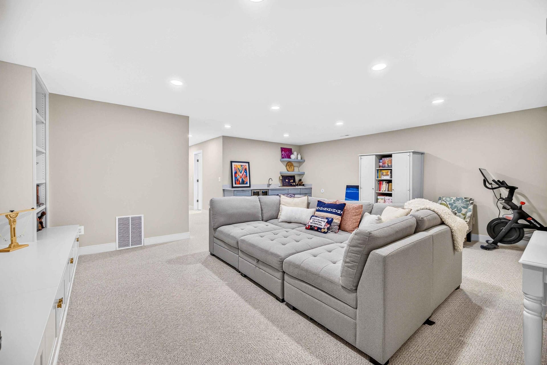3432 CHARLESTON BLVD, Rockingham, VA 22801 3432 CHARLESTON BLVD, Rockingham, VA 22801