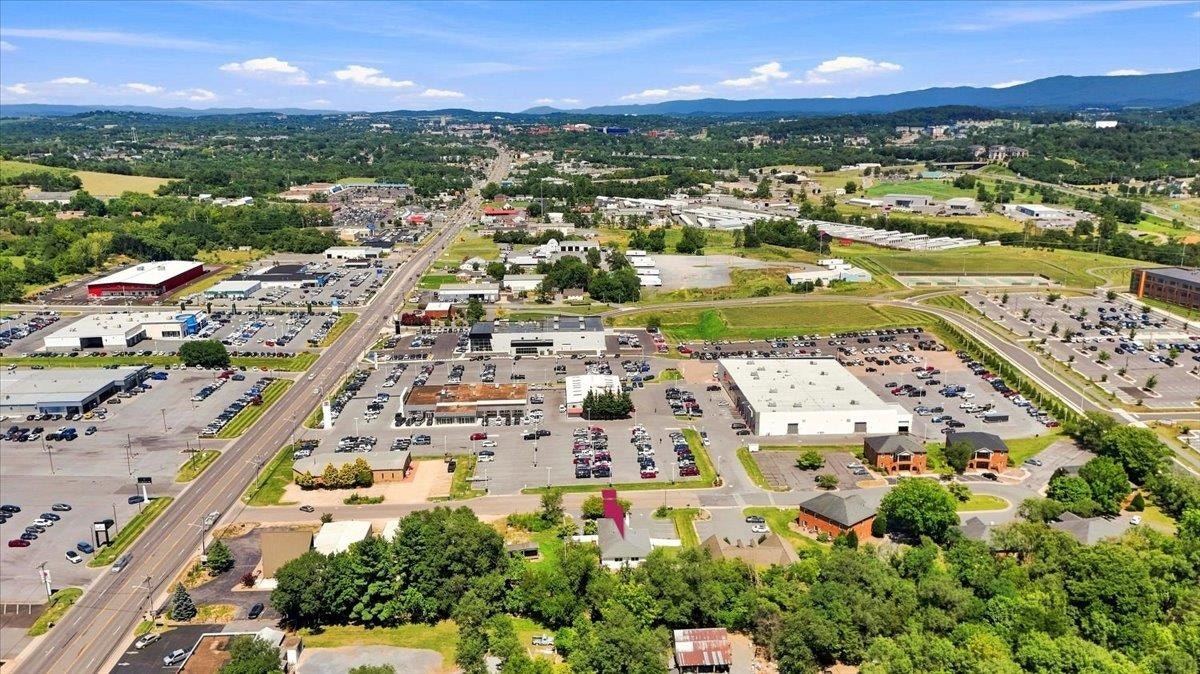 15 SOUTHGATE CT, Harrisonburg, VA 22801 15 SOUTHGATE CT, Harrisonburg, VA 22801