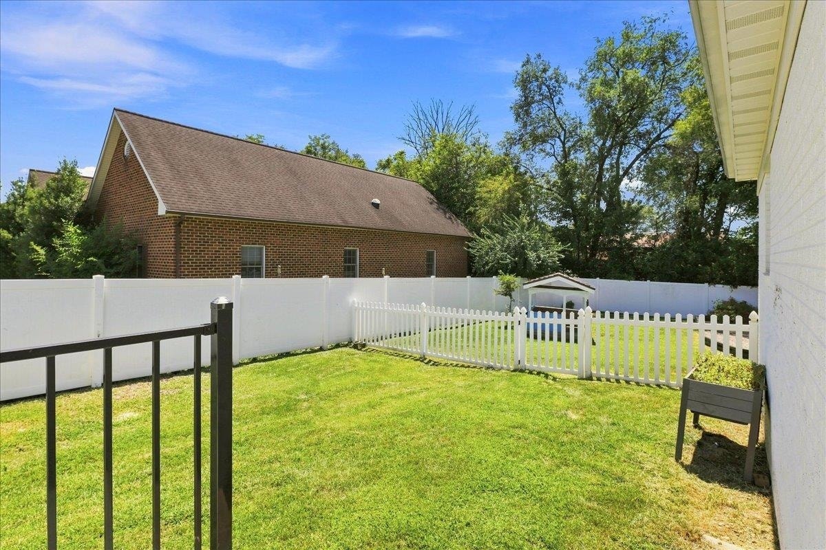 15 SOUTHGATE CT, Harrisonburg, VA 22801 15 SOUTHGATE CT, Harrisonburg, VA 22801