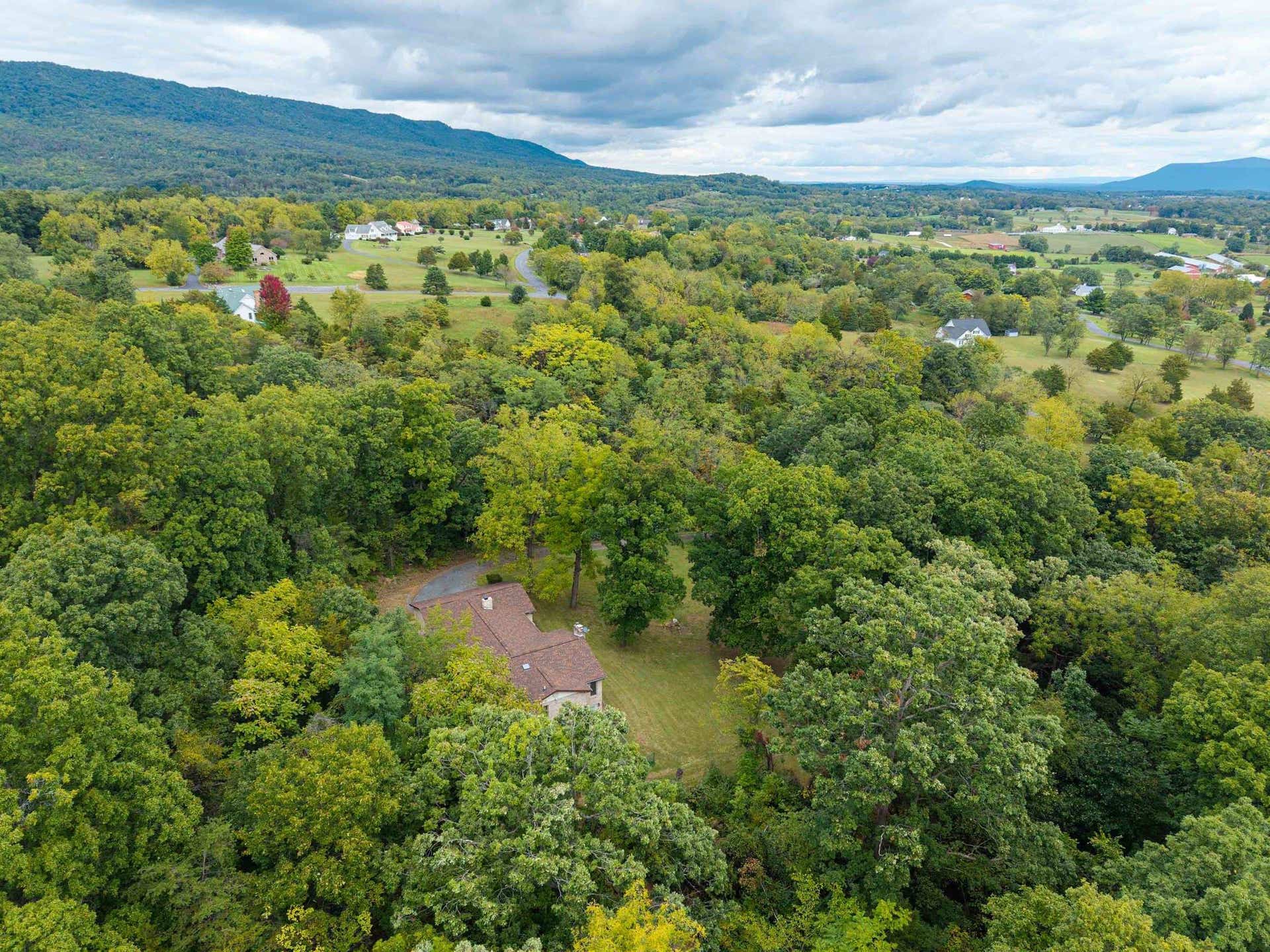 107 FAIRVIEW CIR, Woodstock, VA 22664 107 FAIRVIEW CIR, Woodstock, VA 22664