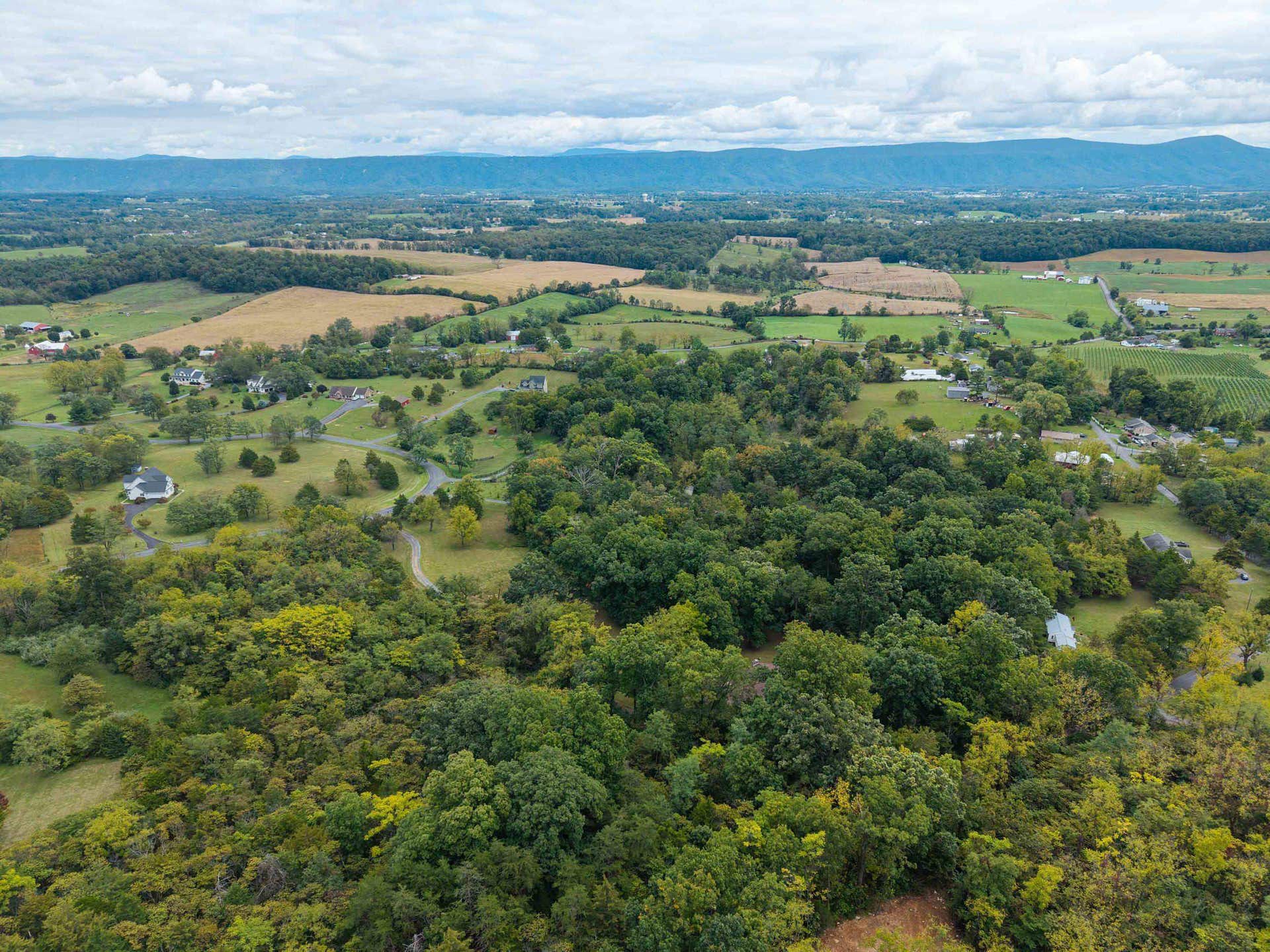 107 FAIRVIEW CIR, Woodstock, VA 22664 107 FAIRVIEW CIR, Woodstock, VA 22664